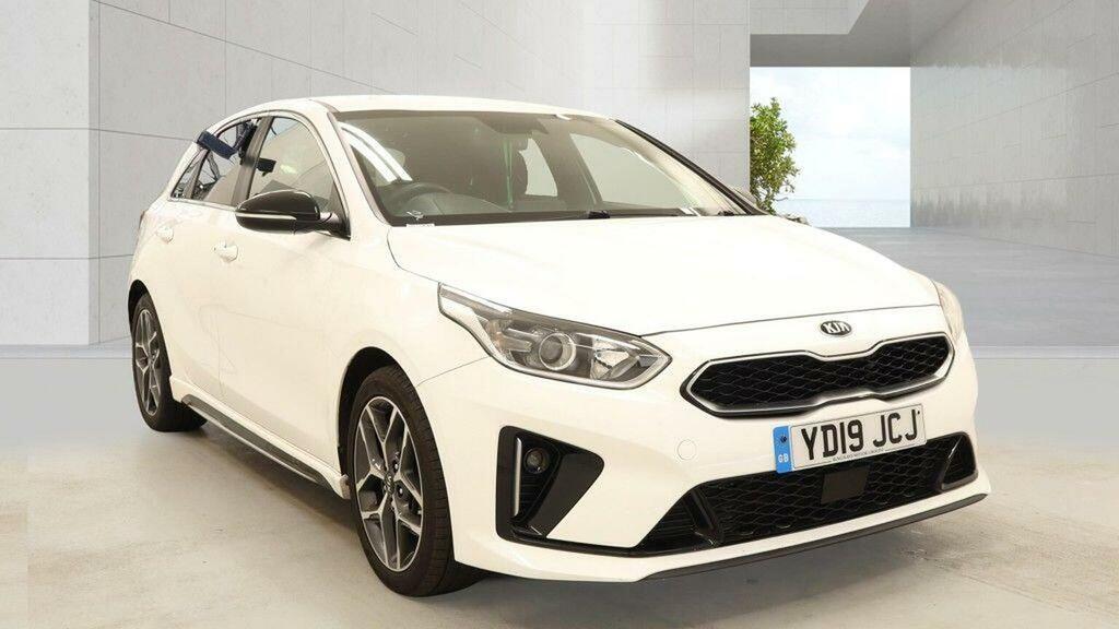 Kia Ceed Hatchback 1.6 Crdi Gt-line Euro 6 Ss 2019 YD19JCJ White