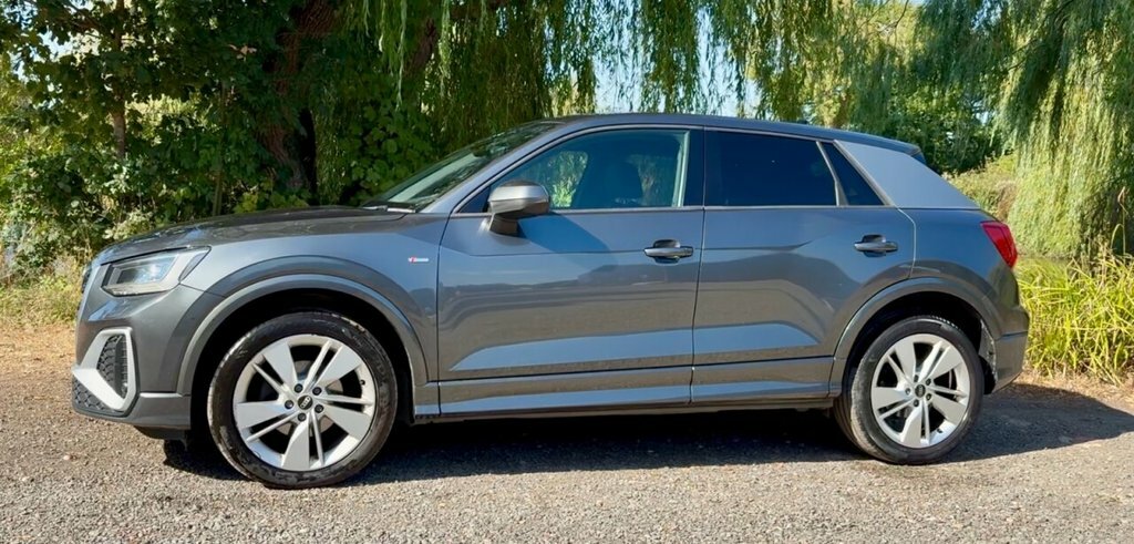 Audi Q2 Suv LX21UOJ Grey #3
