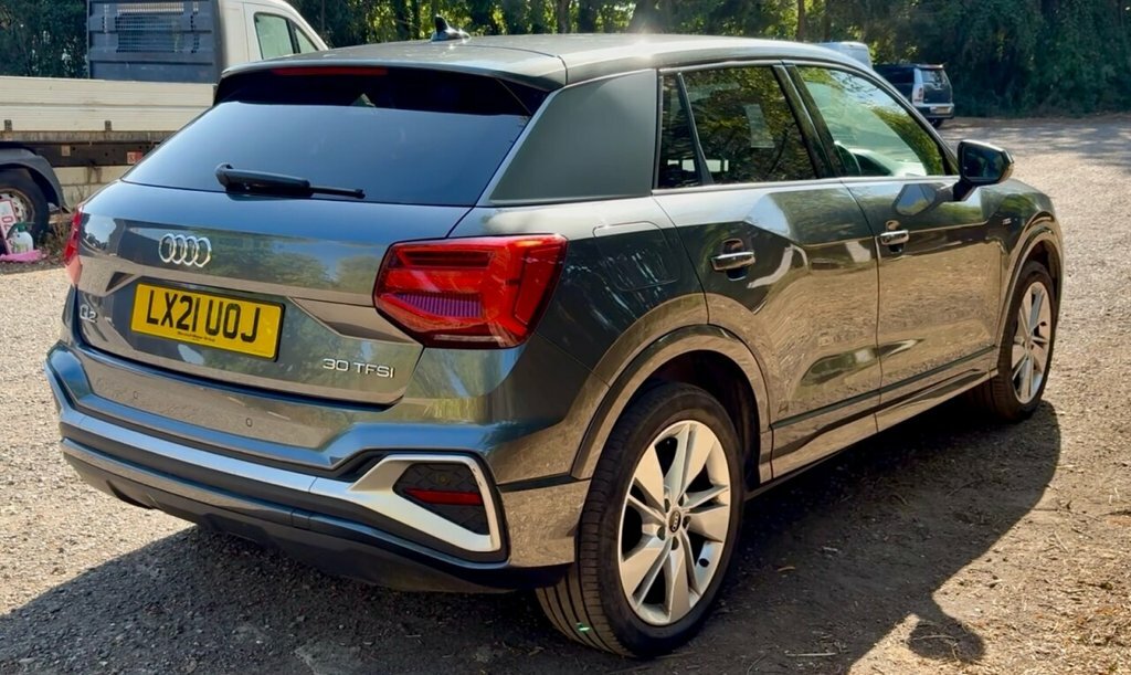 Audi Q2 Suv LX21UOJ Grey #5