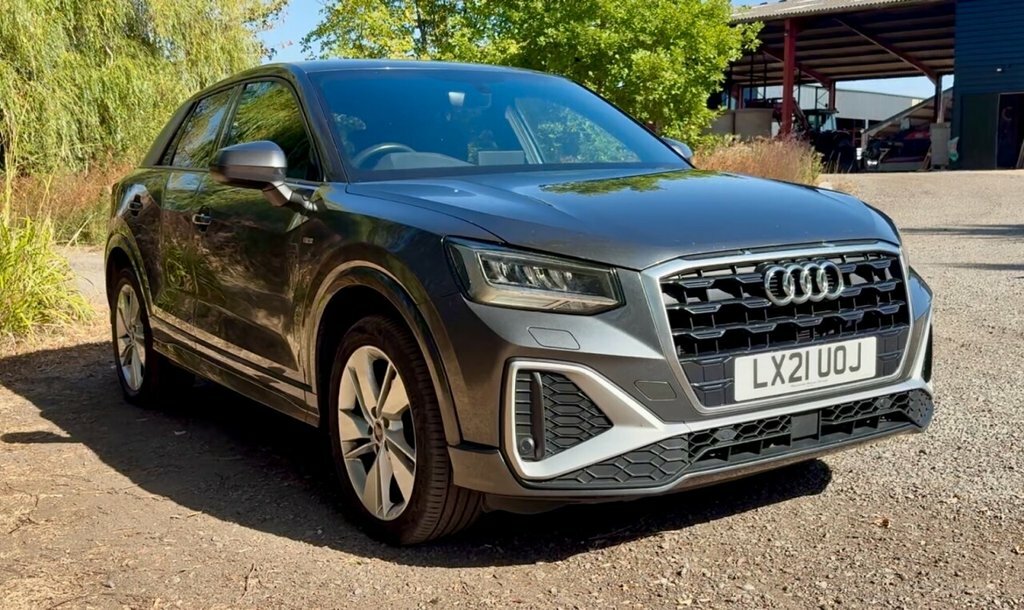 Audi Q2 Suv LX21UOJ Grey #4