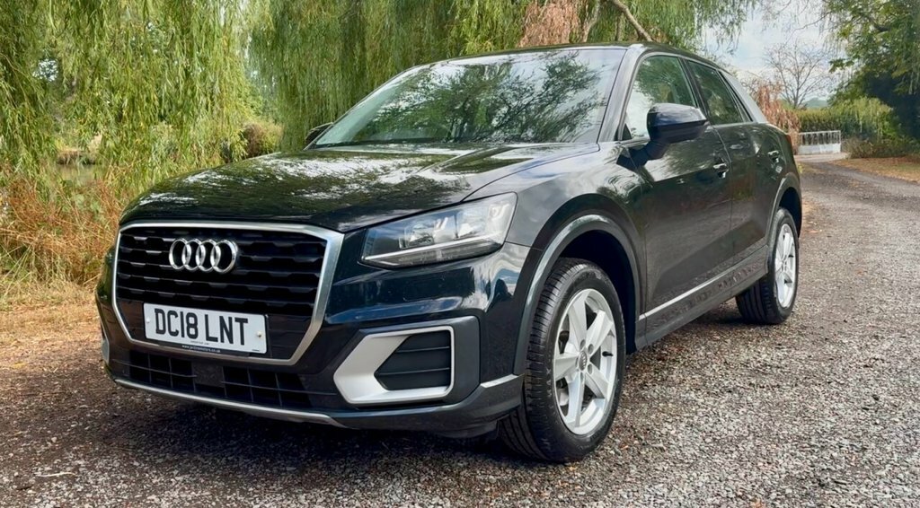 Audi Q2 Suv DC18LNT Black #2
