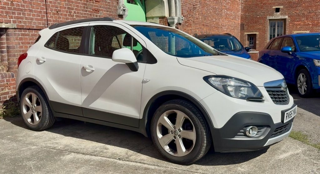 Vauxhall Mokka Suv RV65YKA White