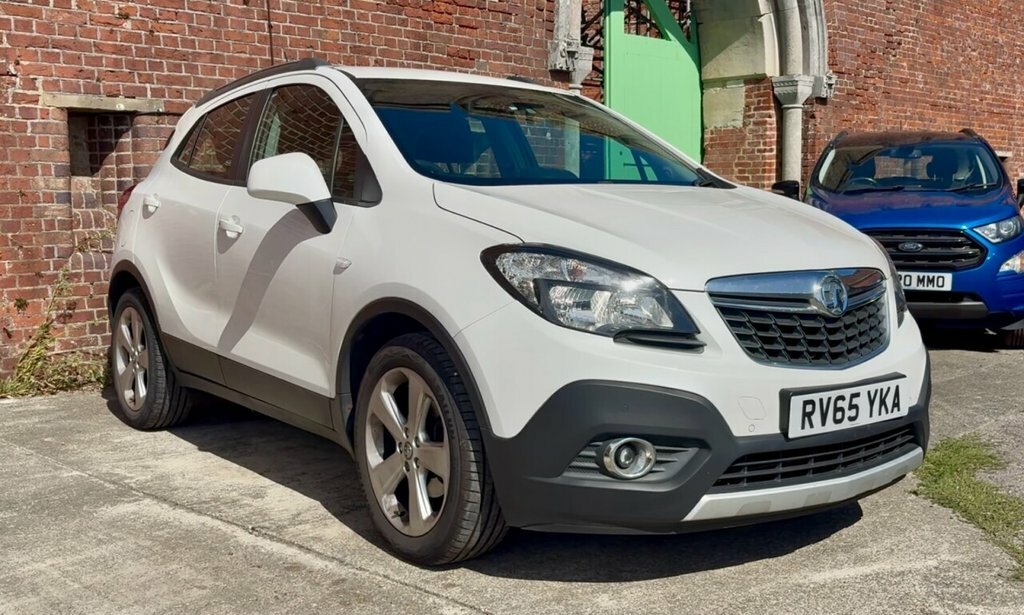 Vauxhall Mokka Suv RV65YKA White #4