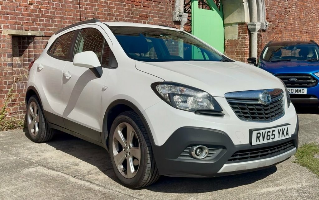 Vauxhall Mokka Suv RV65YKA White #3