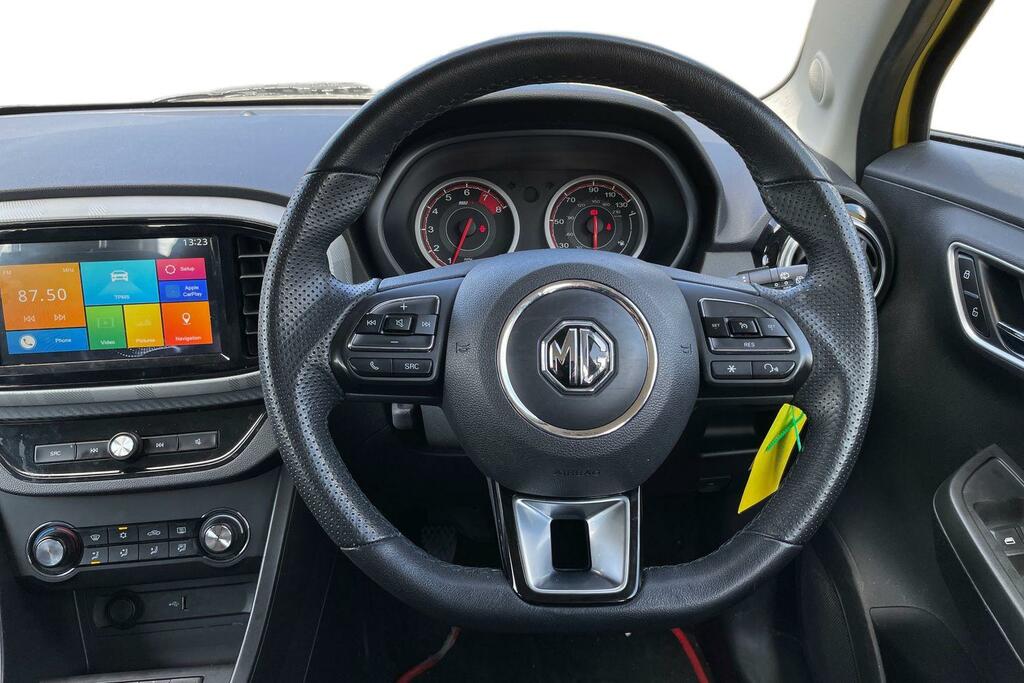 MG MG3 1.5 Vti-tech Exclusive Navigation LL72TCJ Yellow #5