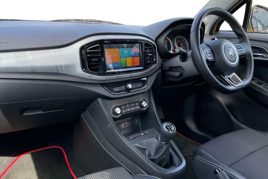 MG MG3 1.5 Vti-tech Exclusive Navigation LL72TCJ Yellow #4