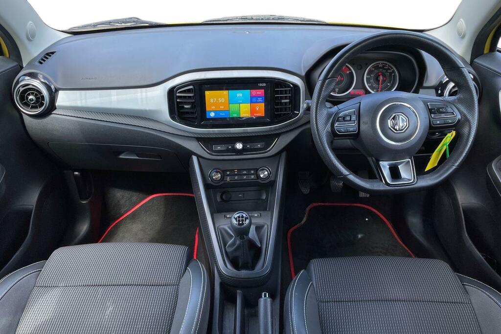 MG MG3 1.5 Vti-tech Exclusive Navigation LL72TCJ Yellow #3