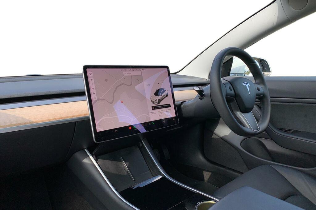 Tesla Model 3 Standard Plus LC20OKG White #4