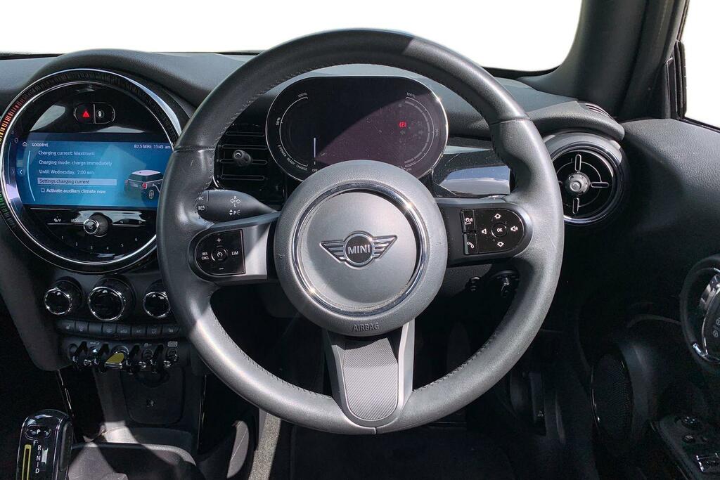 Mini Hatch 135Kw Cooper S Level 2 33Kwh AV71FEJ Black #5