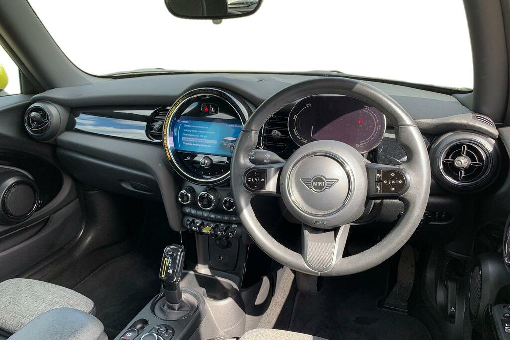 Mini Hatch 135Kw Cooper S Level 2 33Kwh AV71FEJ Black #3