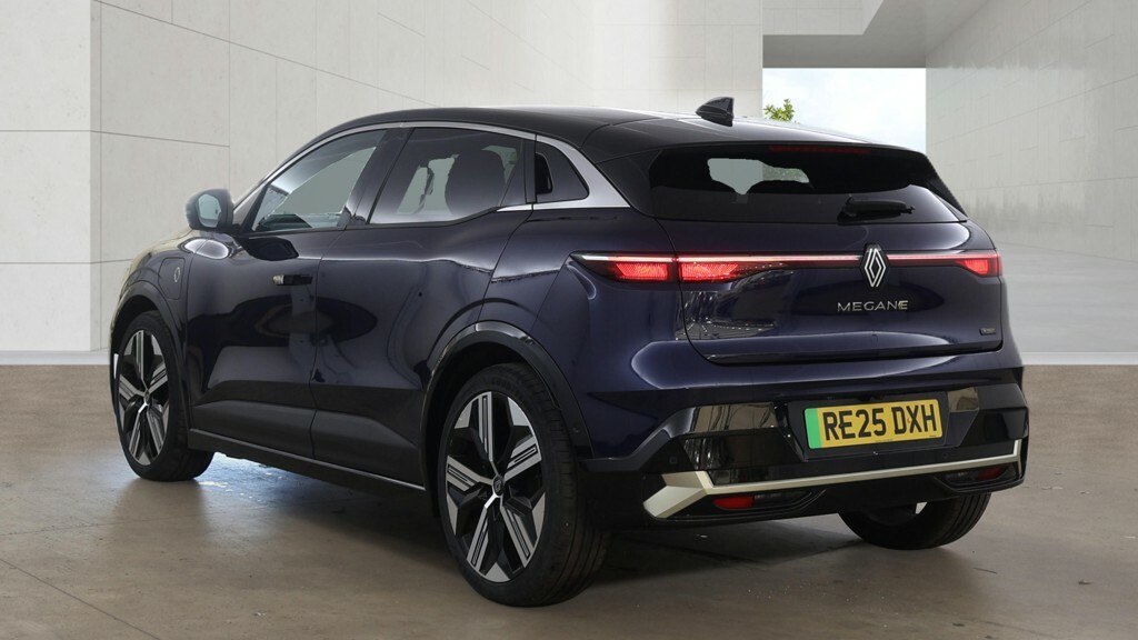Renault Megane E-Tech Ev60 160Kw Iconic Comfort Range 60Kwh Black #3