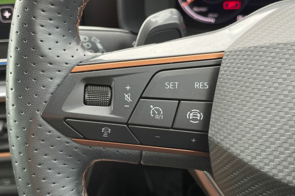Cupra Formentor 1.5 Tsi 150 V2 Dsg White #6