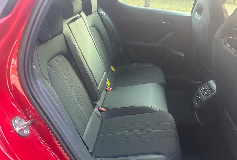 Cupra Leon 1.4 Ehybrid Vz2 Dsg Red #4