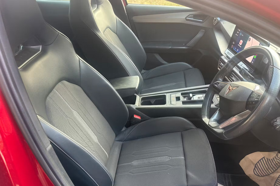 Cupra Leon 1.4 Ehybrid Vz2 Dsg Red #5