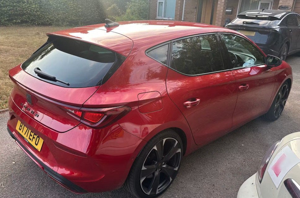 Cupra Leon 1.4 Ehybrid Vz2 Dsg Red #2