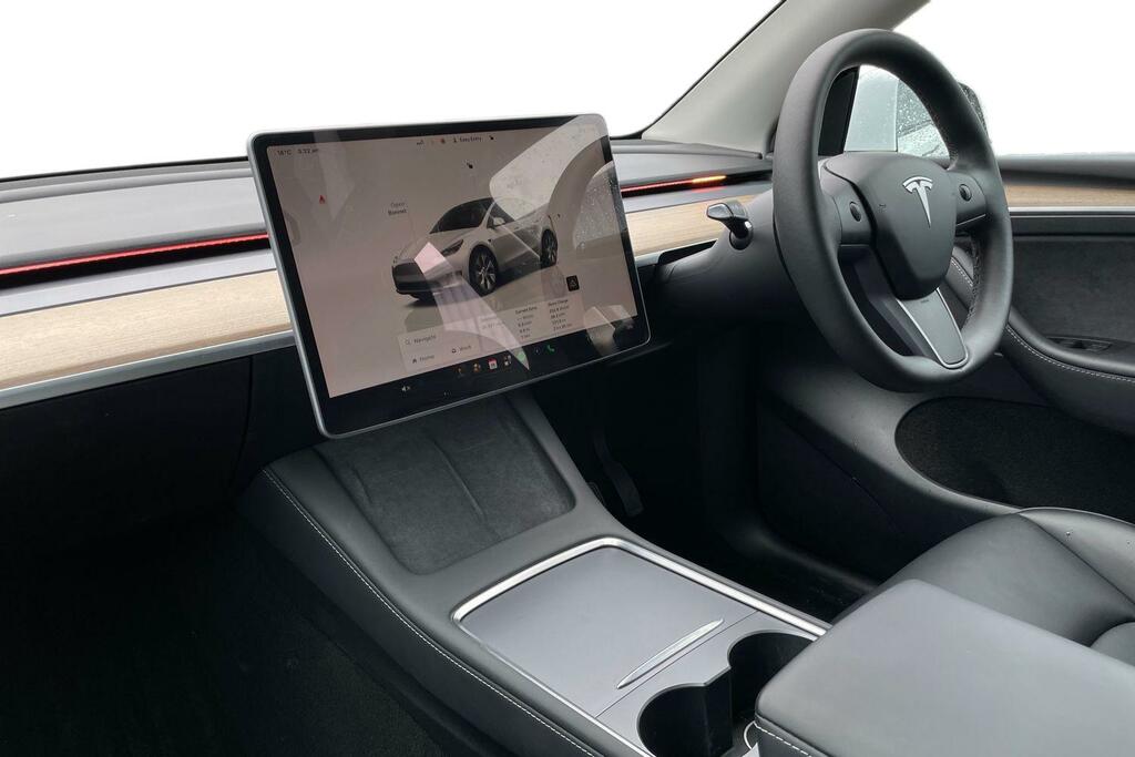 Tesla Model Y Long Range Awd BK72FOA White #4