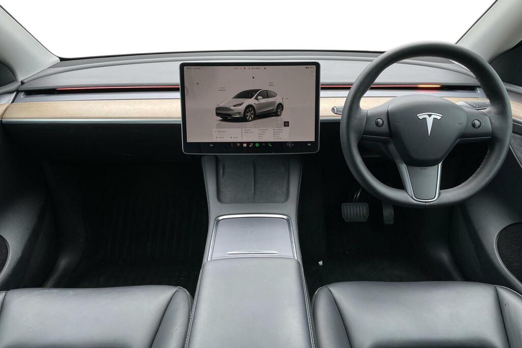 Tesla Model Y Long Range Awd BK72FOA White #3