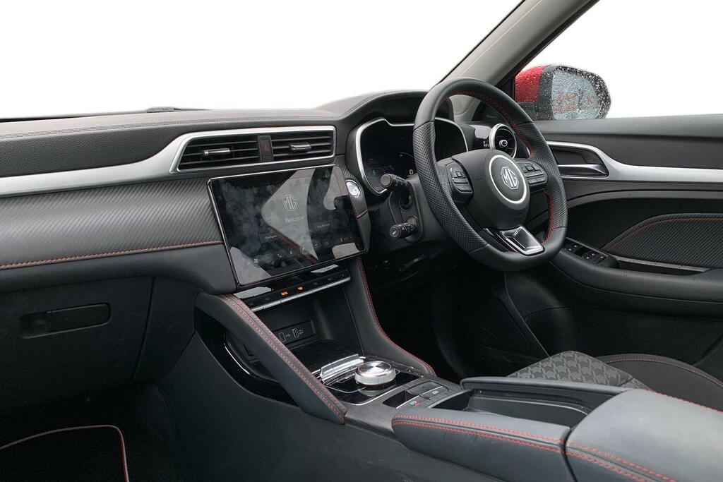 MG ZS 115Kw Se Ev Long Range 73Kwh Red #4