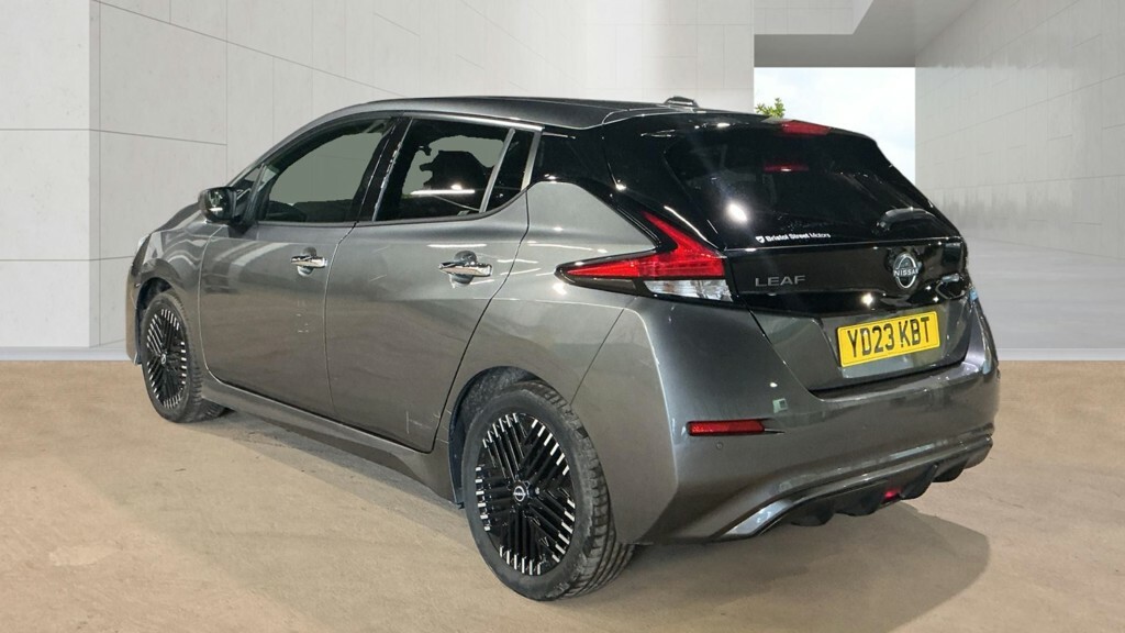 Nissan Leaf 110Kw N-connecta 39Kwh YD23KBT Grey #3