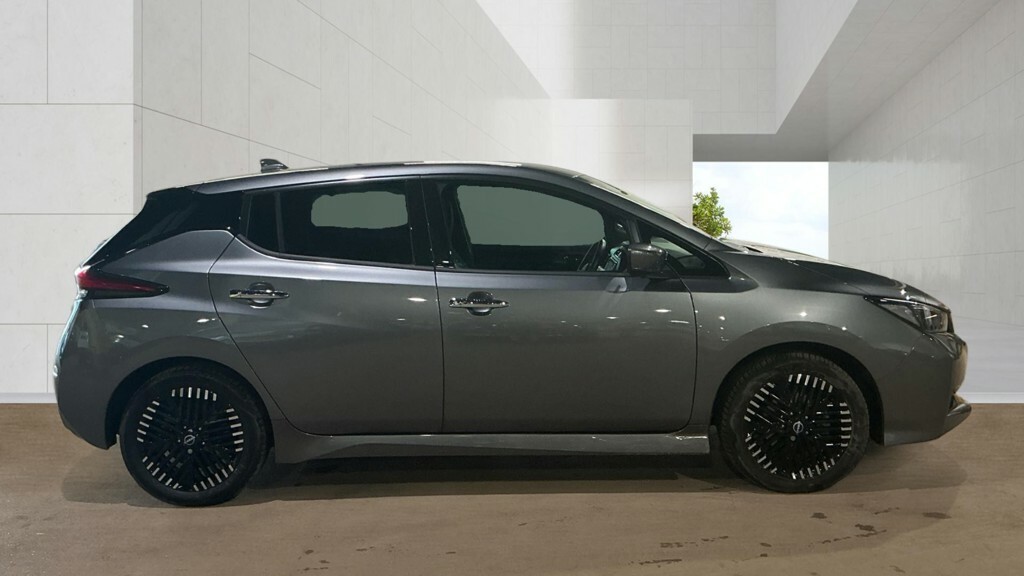 Nissan Leaf 110Kw N-connecta 39Kwh YD23KBT Grey #5
