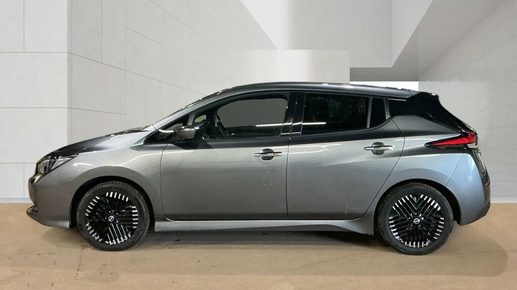 Nissan Leaf 110Kw N-connecta 39Kwh YD23KBT Grey #6