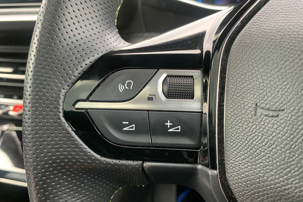 Peugeot e-2008 100Kw Gt 50Kwh Blue #6