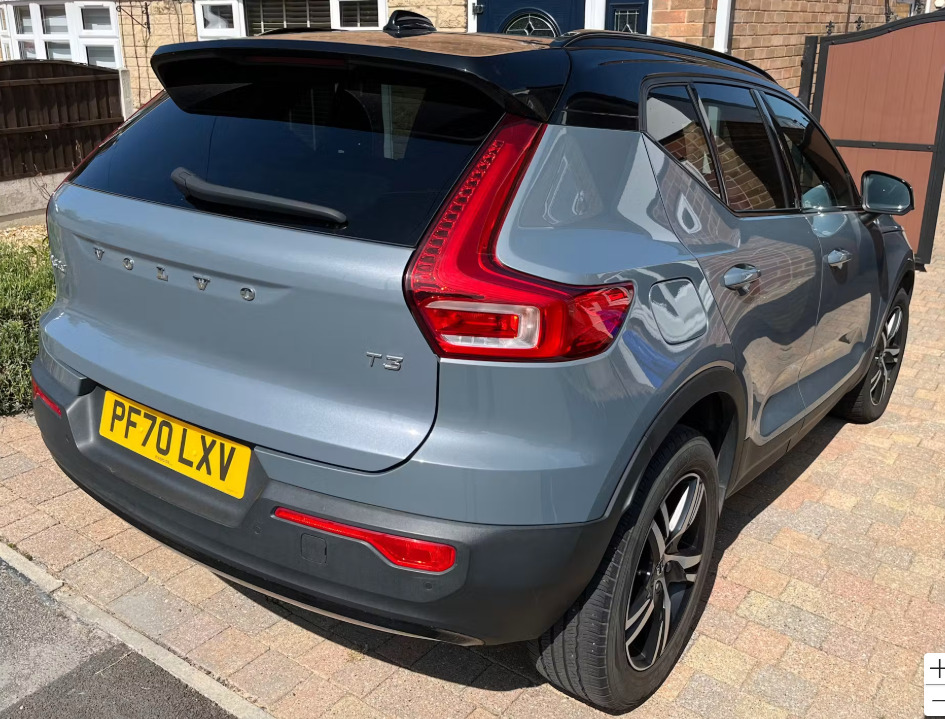 Volvo XC40 1.5 T3 163 R Design Geartronic PF70LXV Grey #2