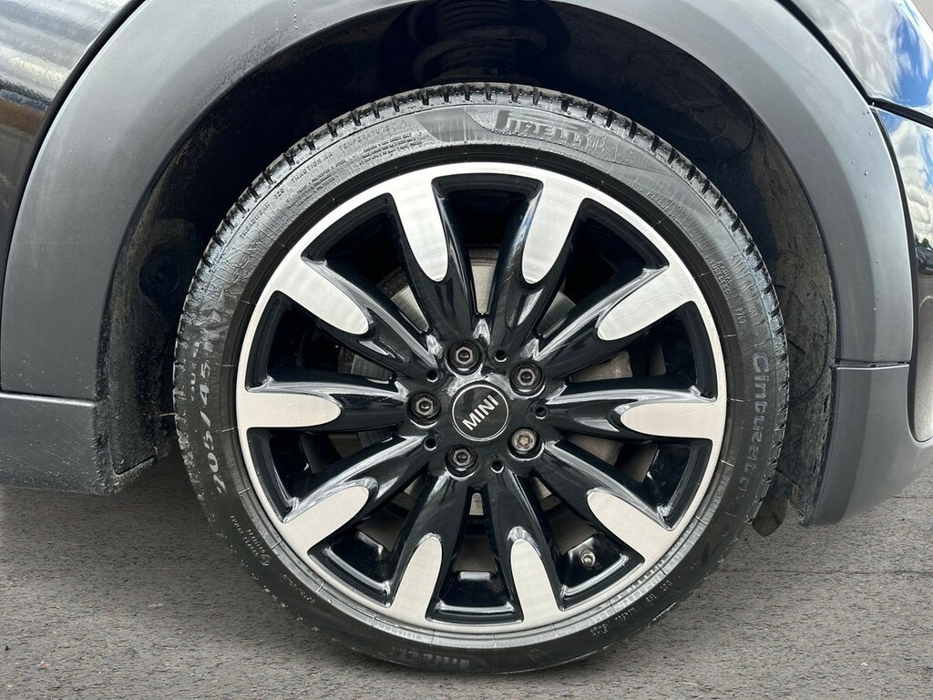 Ford  1.5 Titanium Tdci 115Ps Red #9