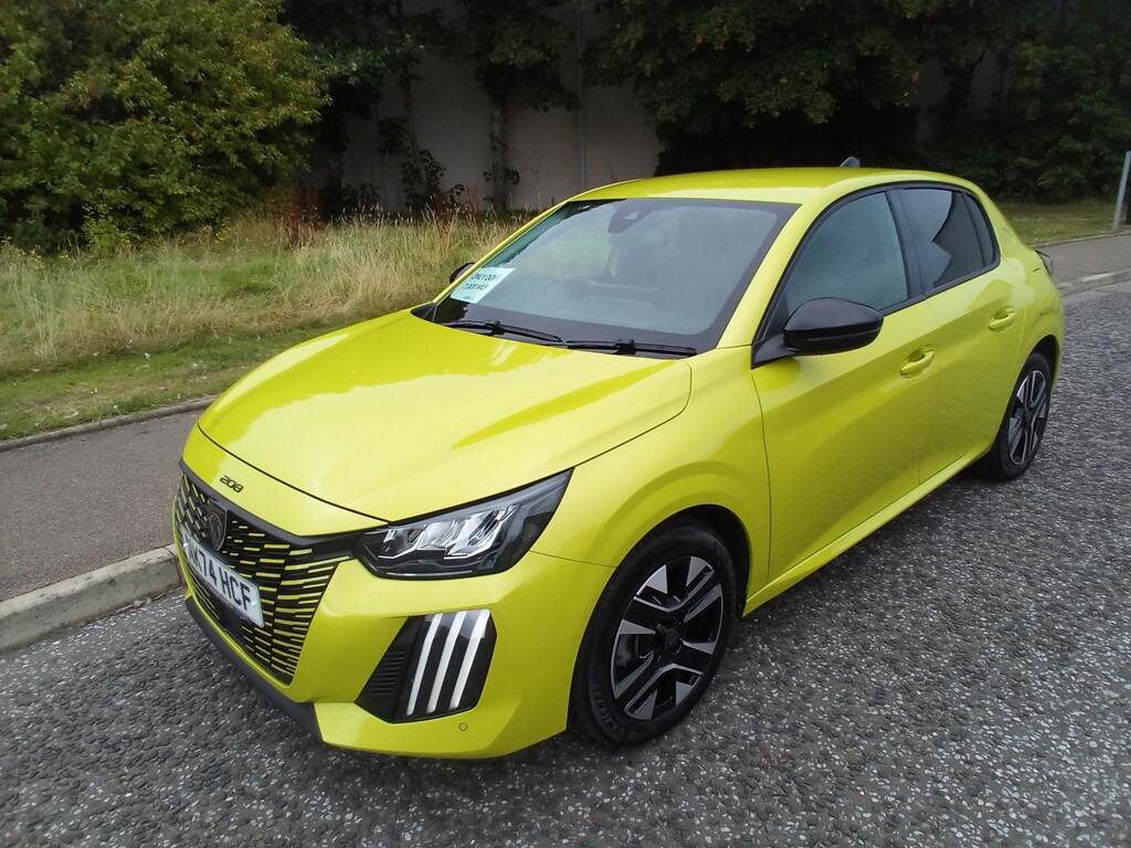 Peugeot 208 New 208 Allure 1.2L Puretech 100 Yellow