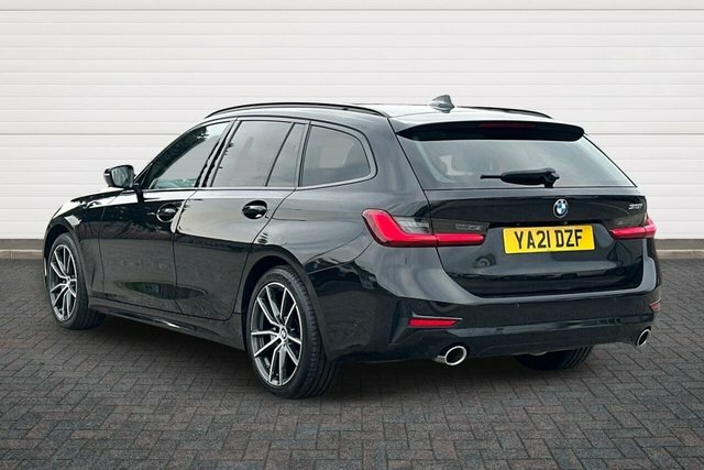 BMW 3 Series 318I Sport Touring YA21DZF Black #5