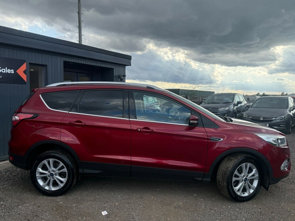 Ford Kuga Suv 1.5 Tdci Titanium Suv Powershift Eu NL18WCA Red #2