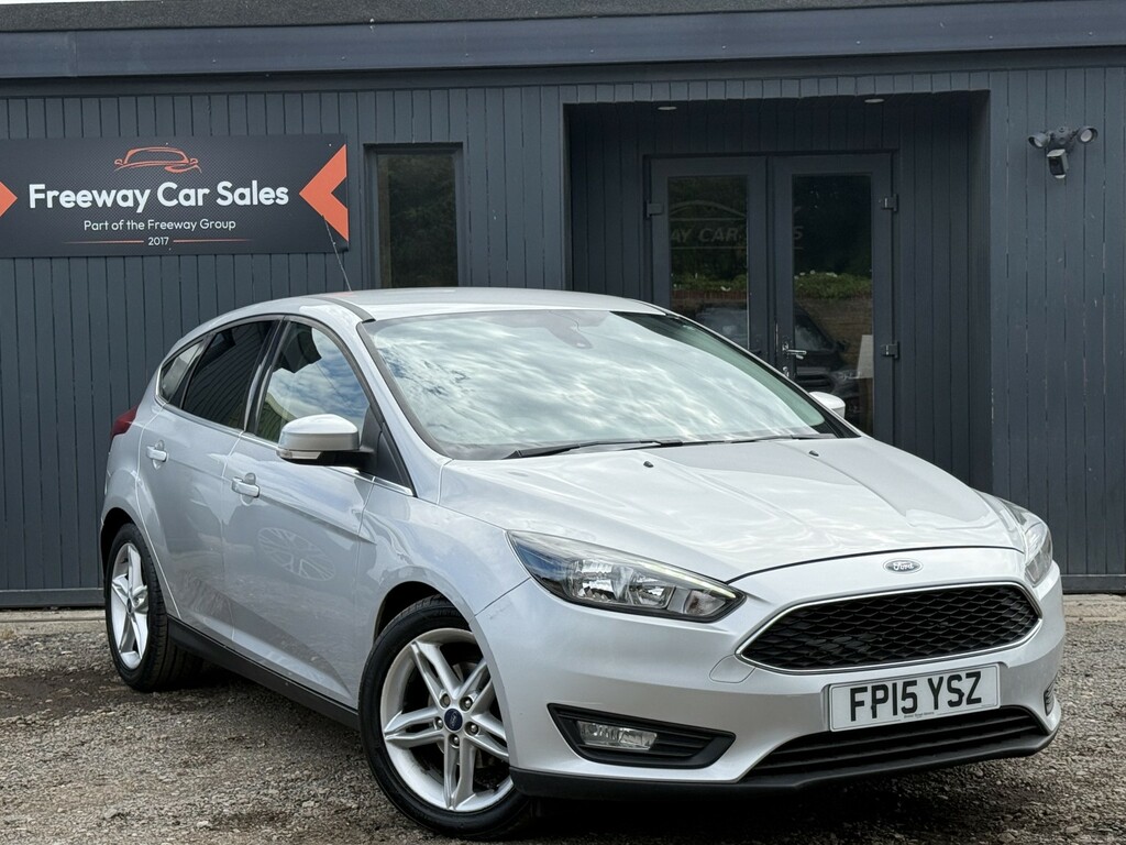 Ford Focus Hatchback 1.6 Zetec Hatchback Powershif FP15YSZ Silver