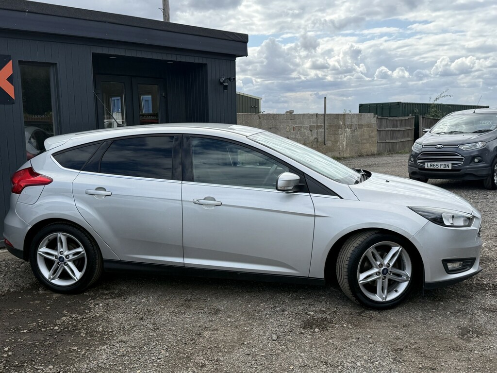 Ford Focus Hatchback 1.6 Zetec Hatchback Powershif FP15YSZ Silver #6