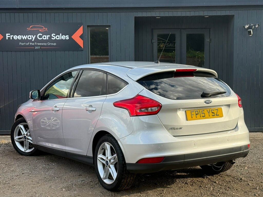 Ford Focus Hatchback 1.6 Zetec Hatchback Powershif FP15YSZ Silver #2