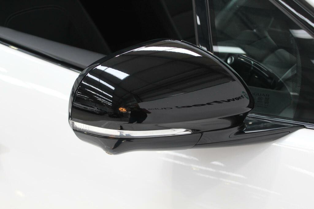 Jaguar I-Pace R-dynamic Hse Black White #38