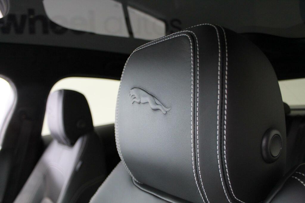 Jaguar I-Pace R-dynamic Hse Black White #17