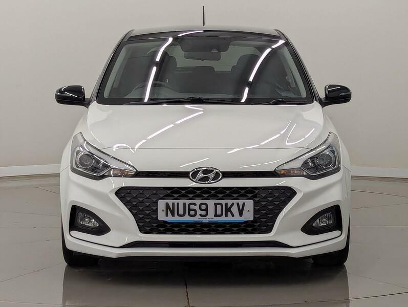 Hyundai I20 Play NU69DKV White #5