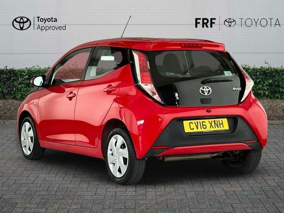 Toyota Aygo X X-play 5dr Red #4