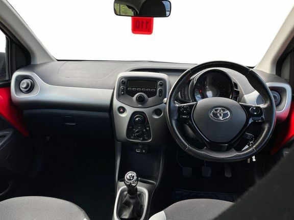Toyota Aygo 1.0 Vvt-i X-play Euro 6 FX17LEF Red #6