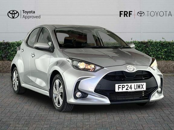 Toyota Yaris Icon Silver