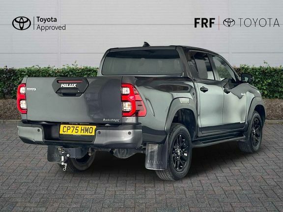 Toyota HILUX Invincible X Dc 2.8 Hybrid 48V CP75HMO Grey #2