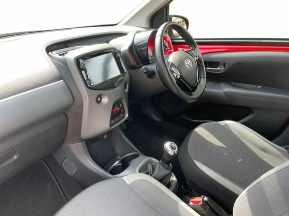 Toyota Aygo X X-trend Tss CK71BWB Red #5