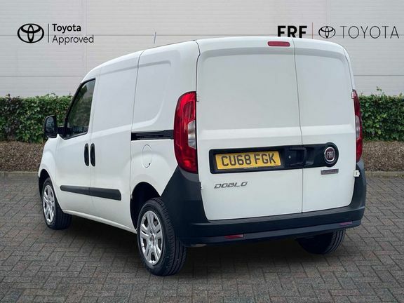 Fiat Doblo 1.3 Multijetii L1 H1 Euro 6 CU68FGK White #4