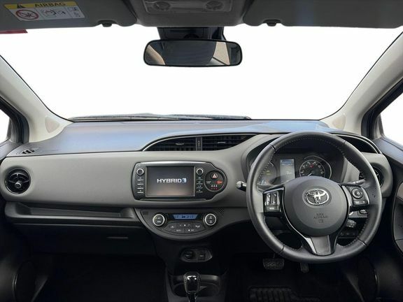Toyota Yaris Icon 1.5 Hybrid Grey #6