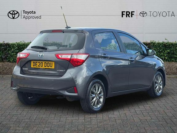 Toyota Yaris Icon 1.5 Hybrid Grey #2