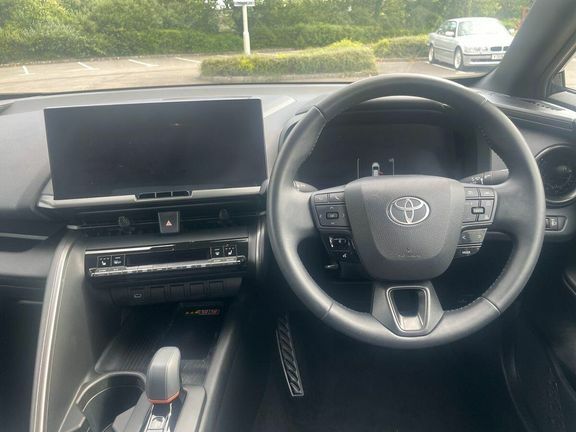 Toyota C-Hr Design 1.8 Fwd Hybrid Black #6