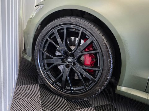 Audi RS6 Black #29