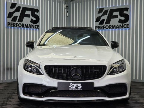 Mercedes-Benz C Class 2017 17 4.0 White #2