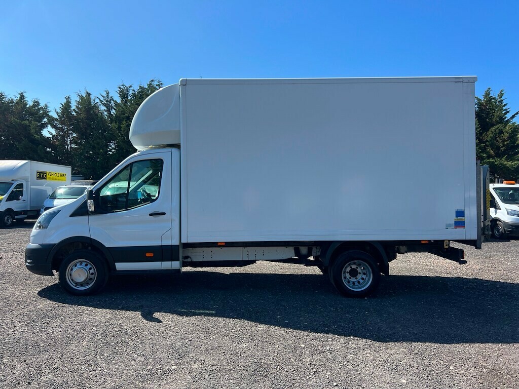 Ford Transit Custom 2.0 Ecoblue 130Ps Chassis Cab Chassis Cab M HN23NXW White #4