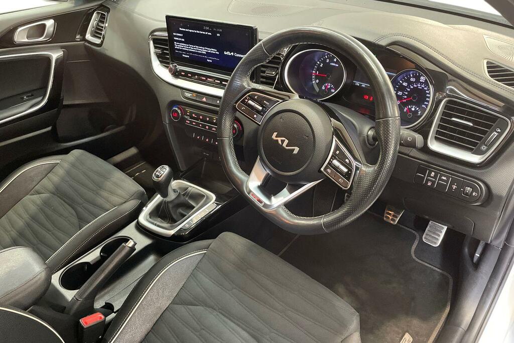 Kia Ceed 1.5T Gdi Isg Gt-line RJ22XYK White #6